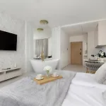 Eleganckie Zabrska Z Parkingiem W Centrum Katowic Przy Rynku By Renters *