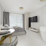 아파트 Eleganckie Zabrska Z Parkingiem W Centrum Katowic Przy Rynku By Renters *