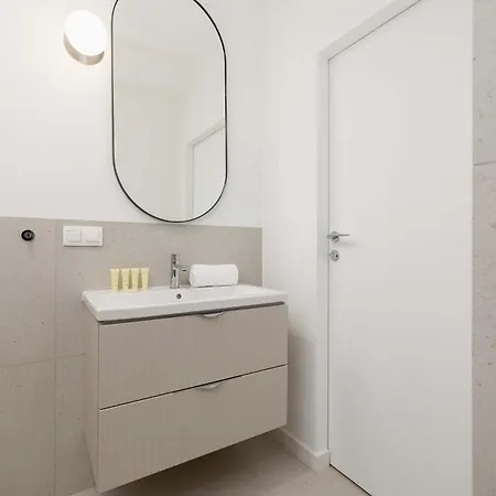 Apartament Eleganckie Z Parkingiem W Centrum Katowic Przy Rynku By Renters Katowice