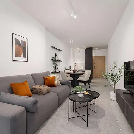 Eleganckie Z Parkingiem W Centrum Katowic Przy Rynku By Renters *