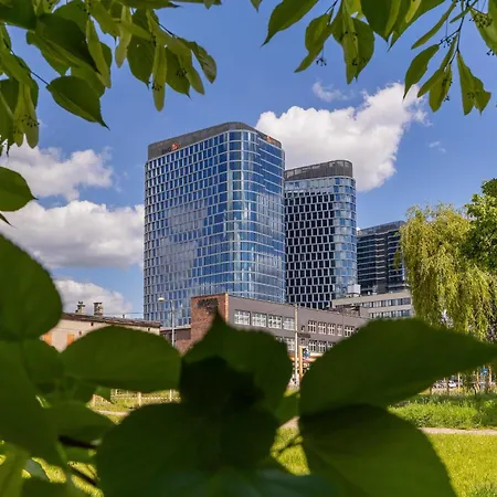 Eleganckie Z Parkingiem W Centrum Katowic Przy Rynku By Renters