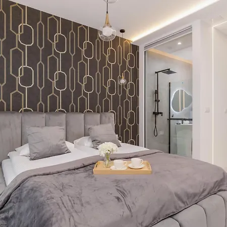 Eleganckie Z Parkingiem W Centrum Katowic Przy Rynku By Renters *