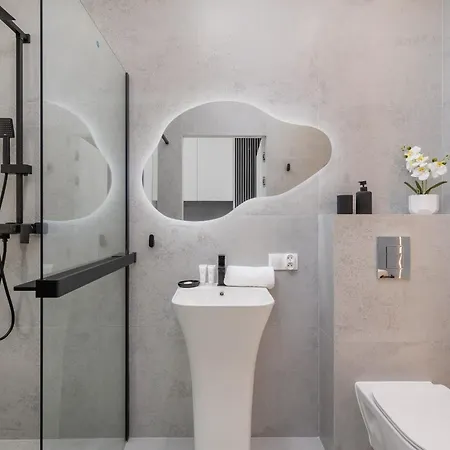 Eleganckie Z Parkingiem W Centrum Katowic Przy Rynku By Renters *