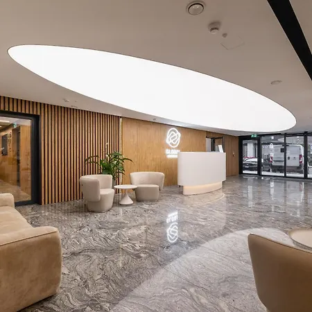 Eleganckie Z Parkingiem W Centrum Katowic Przy Rynku By Renters