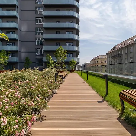 Eleganckie Z Parkingiem W Centrum Katowic Przy Rynku By Renters *