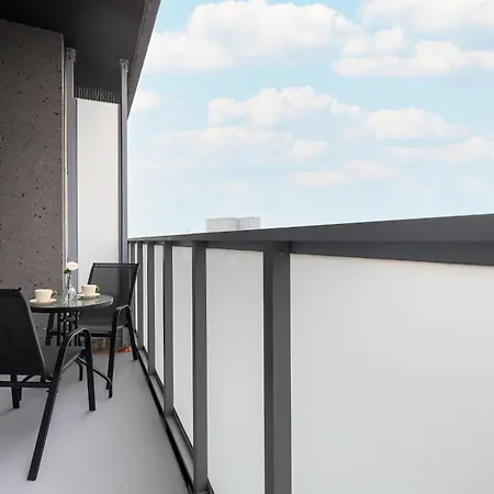 Eleganckie Z Parkingiem W Centrum Katowic Przy Rynku By Renters