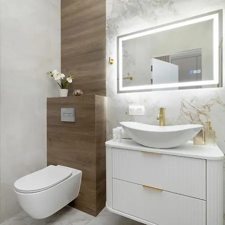 Eleganckie Zabrska Z Parkingiem W Centrum Katowic Przy Rynku By Renters Apartment Katowice