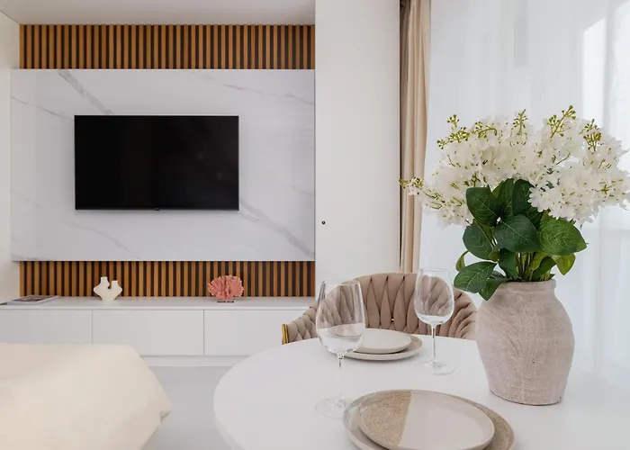 Eleganckie Z Parkingiem W Centrum Katowic Przy Rynku By Renters *