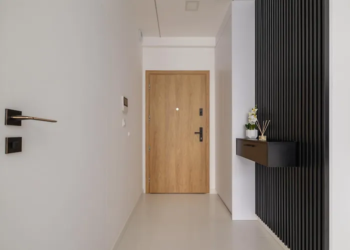 Eleganckie Zabrska Z Parkingiem W Centrum Katowic Przy Rynku By Renters * Katovice