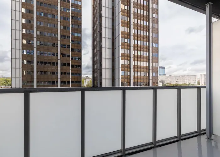 Eleganckie Z Parkingiem W Centrum Katowic Przy Rynku By Renters