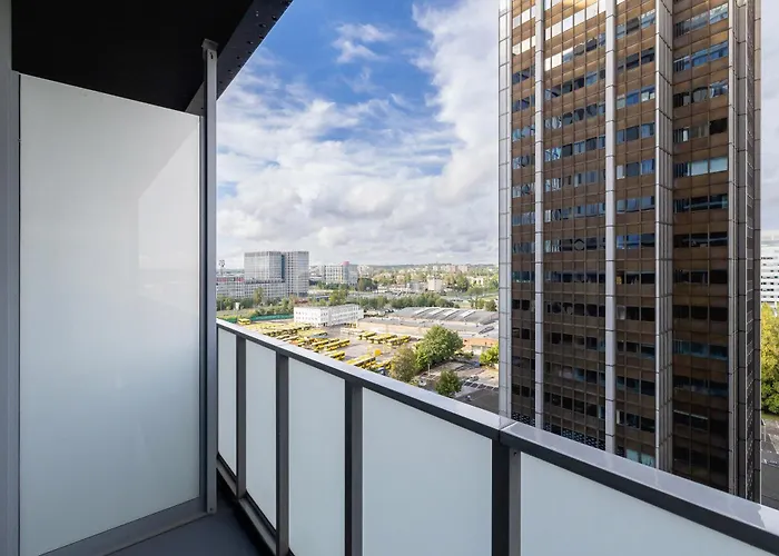 Eleganckie Zabrska Z Parkingiem W Centrum Katowic Przy Rynku By Renters كاتوفيتسه