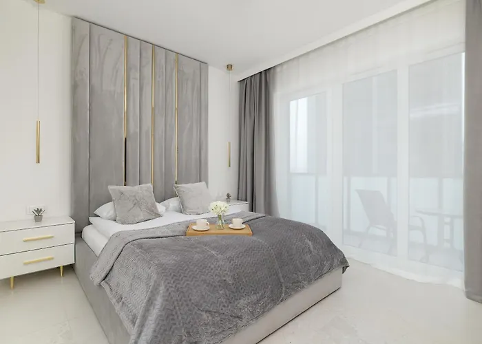 شقة Eleganckie Zabrska Z Parkingiem W Centrum Katowic Przy Rynku By Renters *