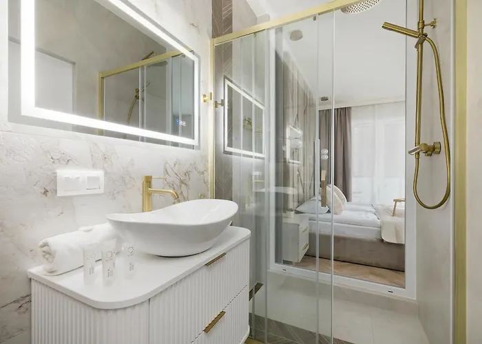 Eleganckie Zabrska Z Parkingiem W Centrum Katowic Przy Rynku By Renters